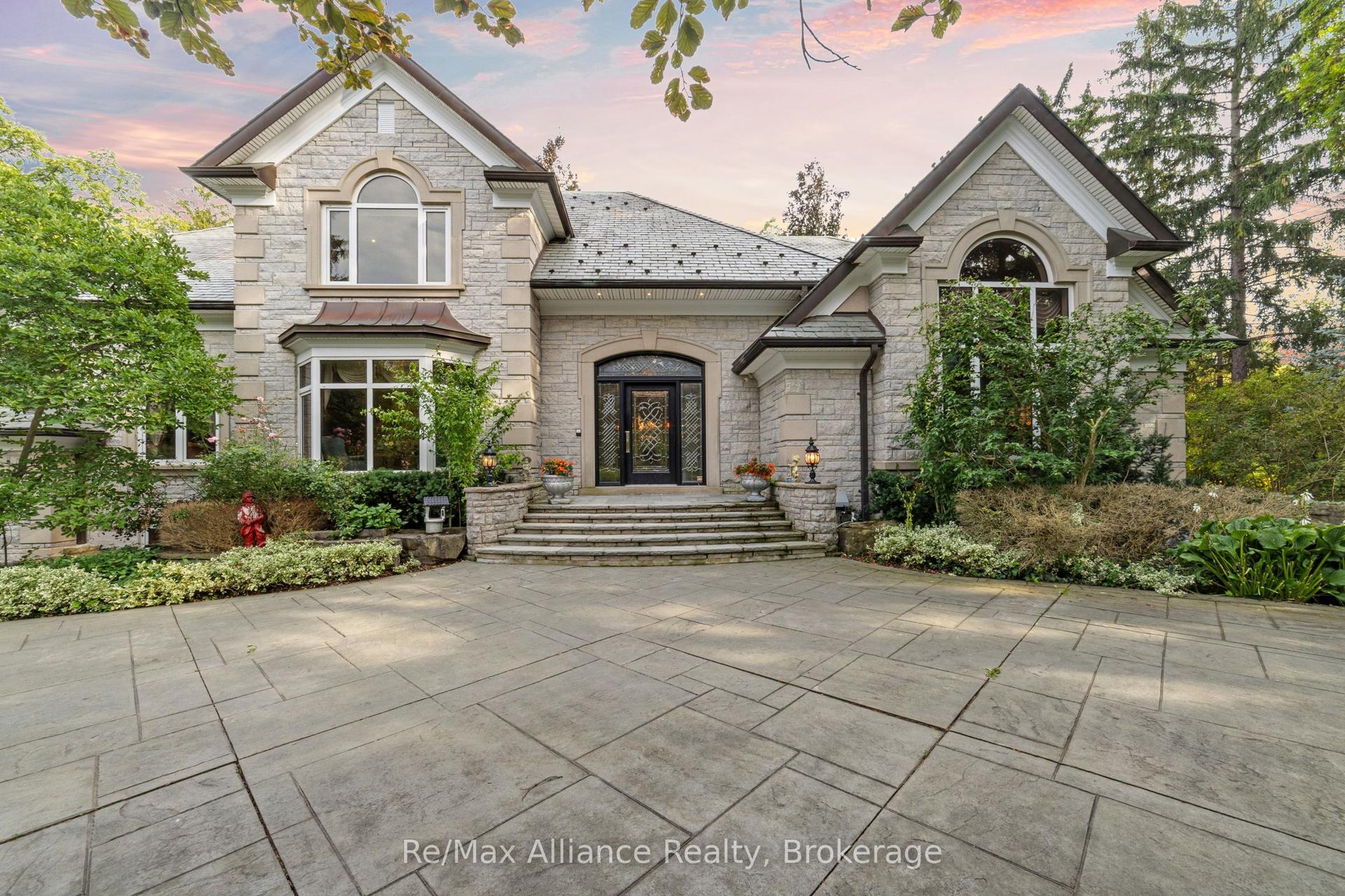 1024 Linbrook Road — photo 1