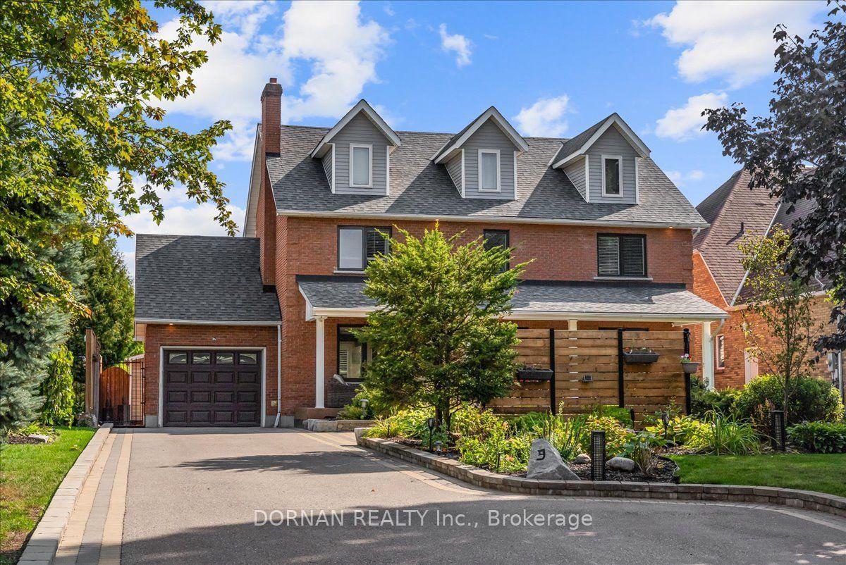 9 Hanover Court — photo 1