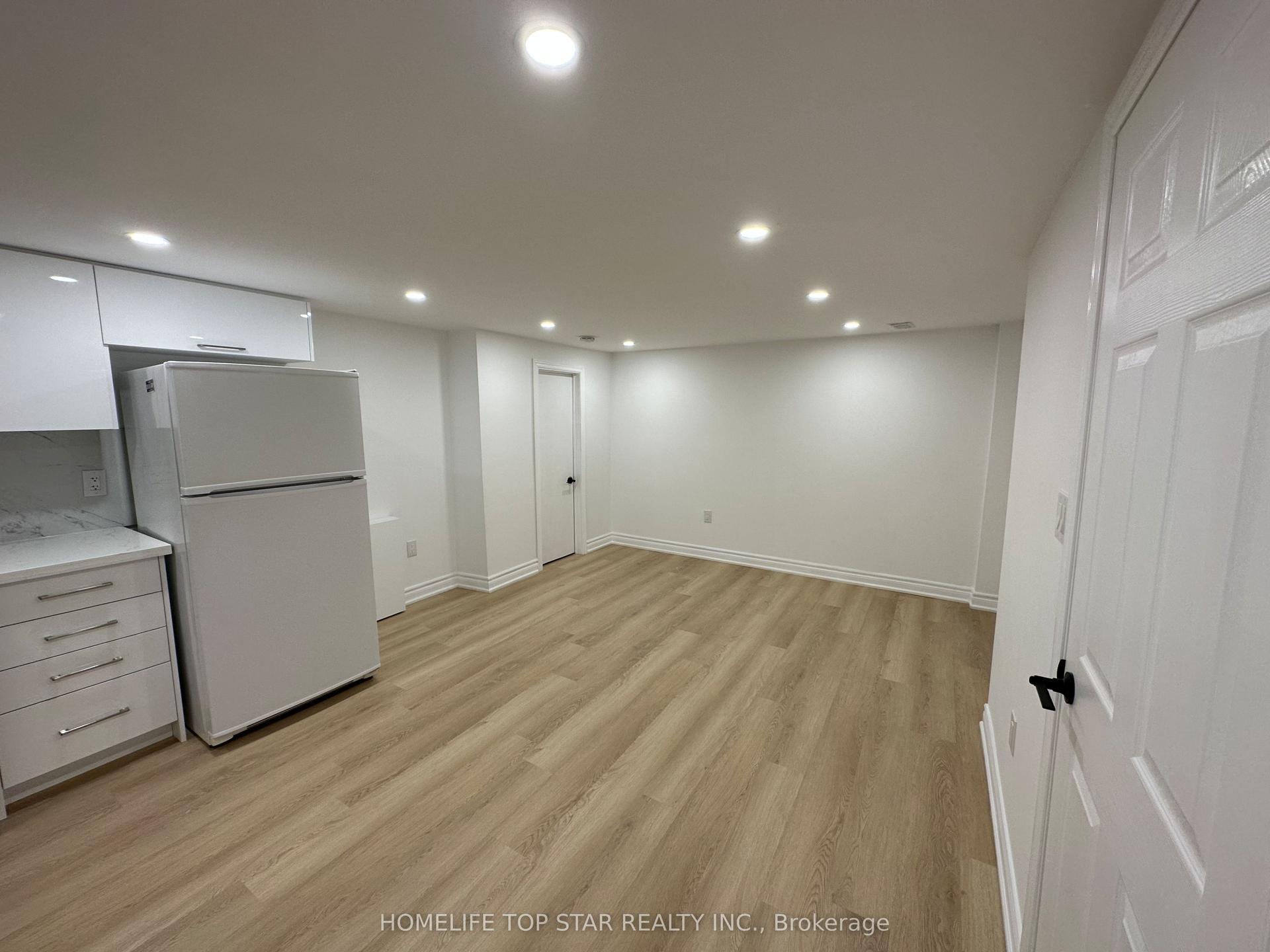 38 Cartier Crescent Basement #Basement, Richmond Hill — Detached for lease, photo 1