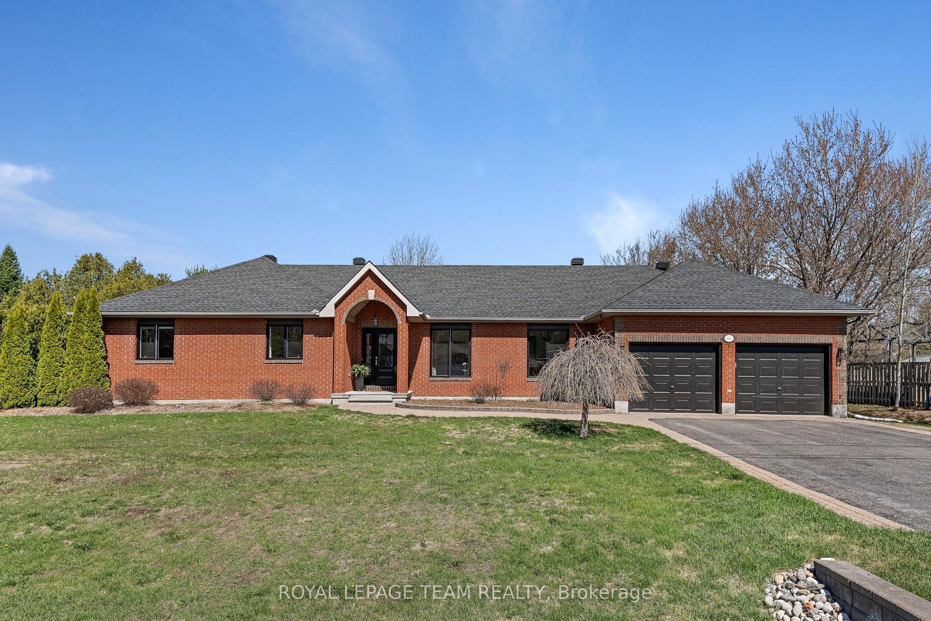 6567 Courtland Grove Crescent — photo 1