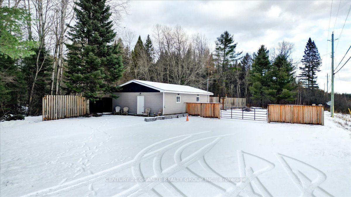 1725 Loop Road — photo 1