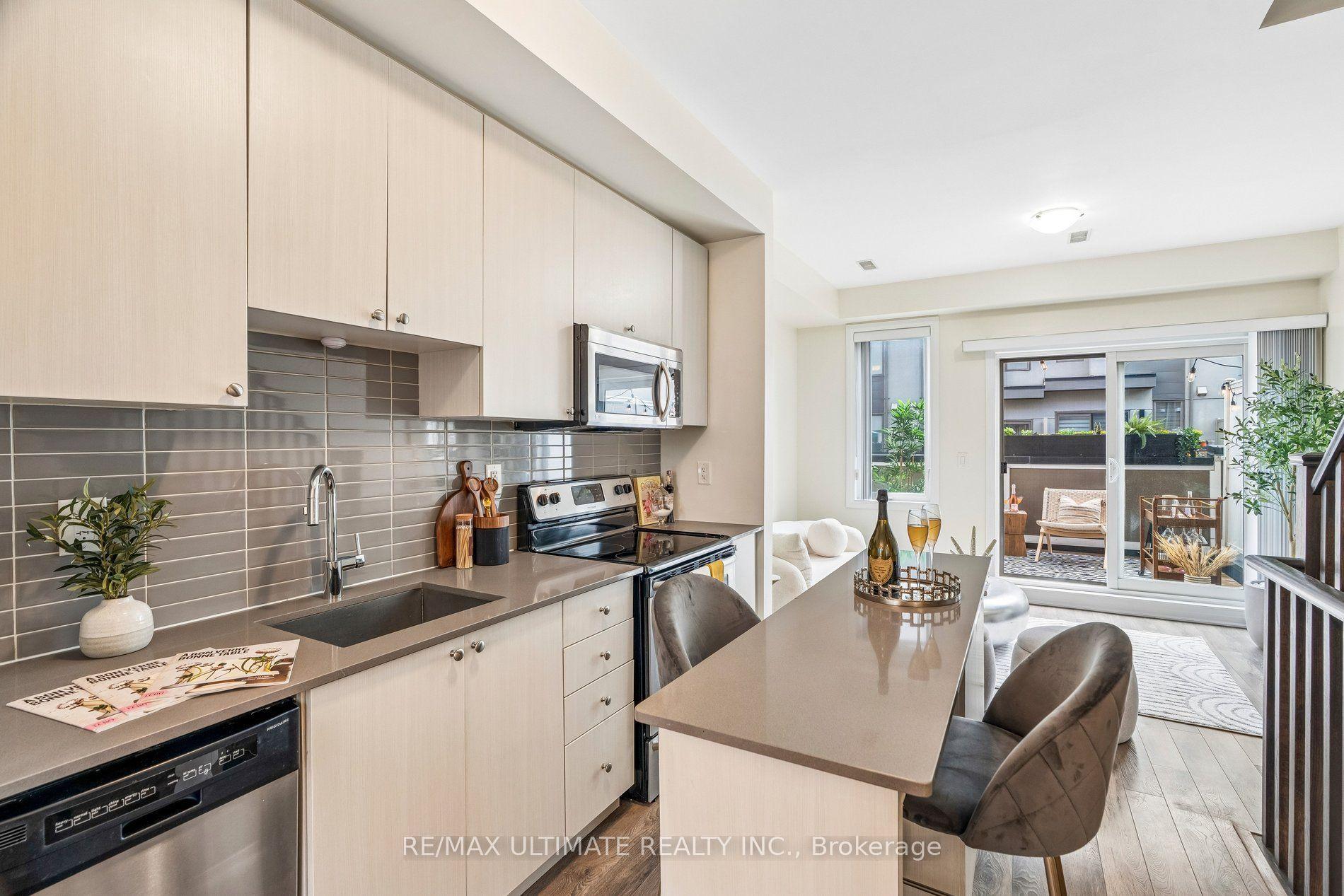 45 Thomas Mulholland Drive 4 #4, Toronto — Townhouse for sale, photo 1
