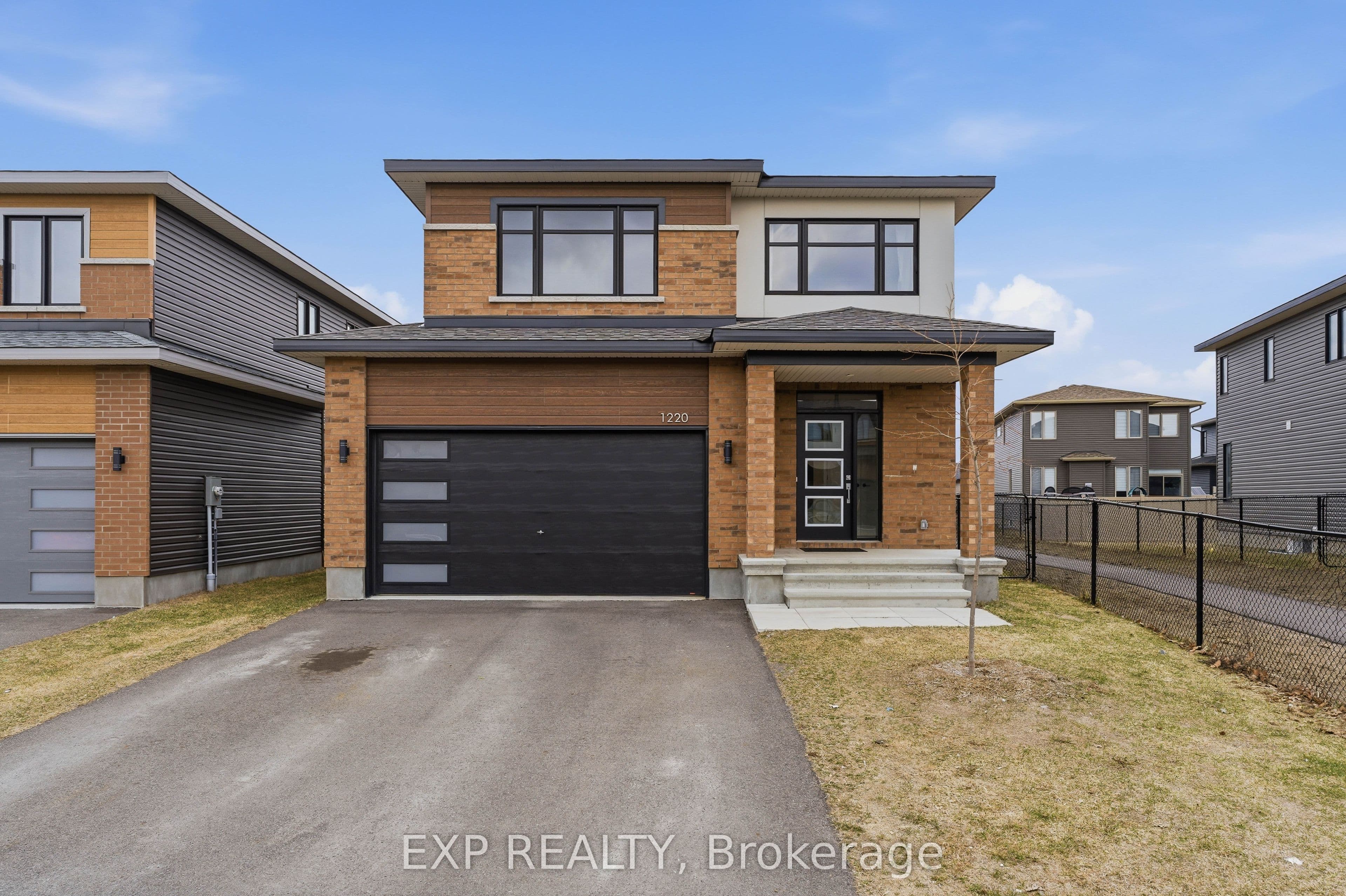 1220 Diamond Street — photo 1