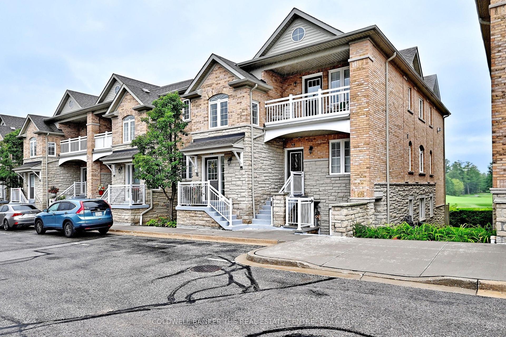 520 Silken Laumann Drive 16 #16, Newmarket — Condo Town for sale, photo 1