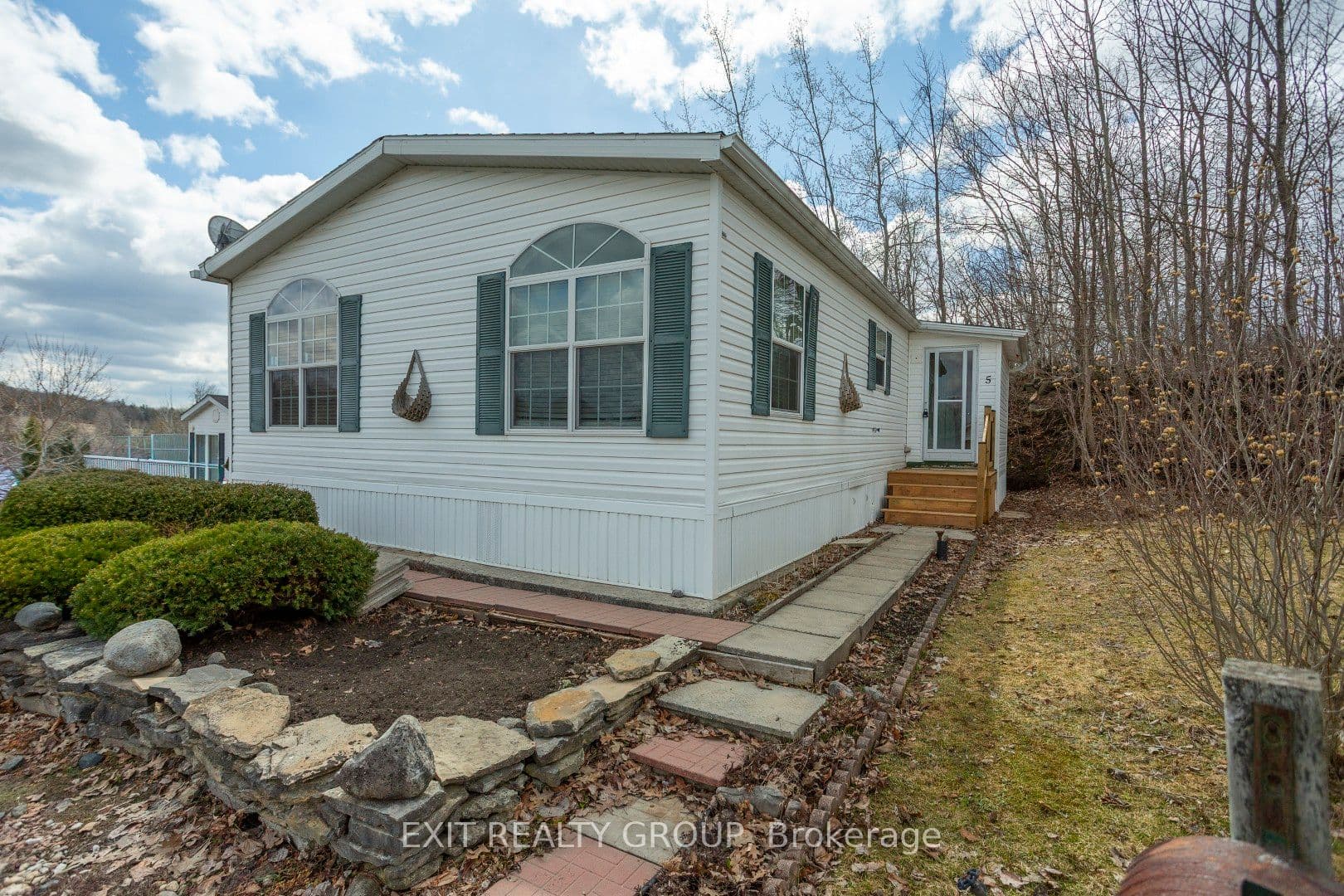 5-152 Concession Road 11 W N/A — photo 1