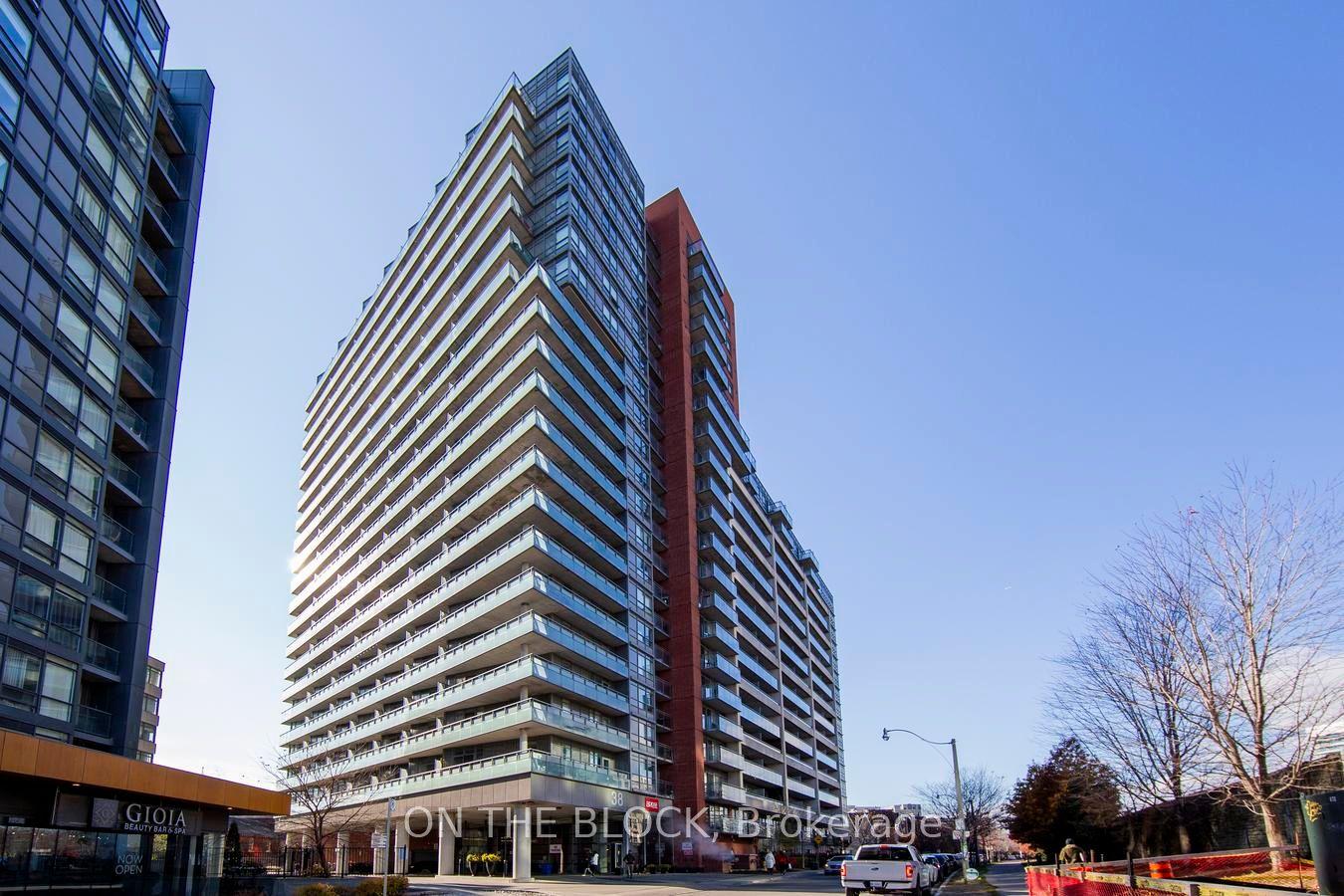 38 Joe Shuster Way 302 #302, Toronto — Condo for lease, photo 1