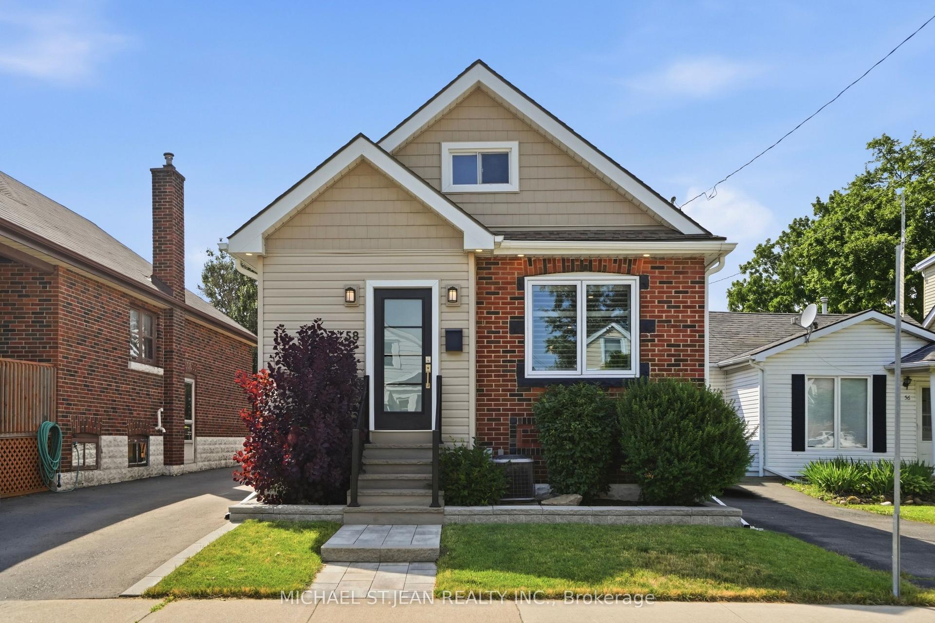 58 Tragina Avenue S, Hamilton — Detached for sale, photo 1