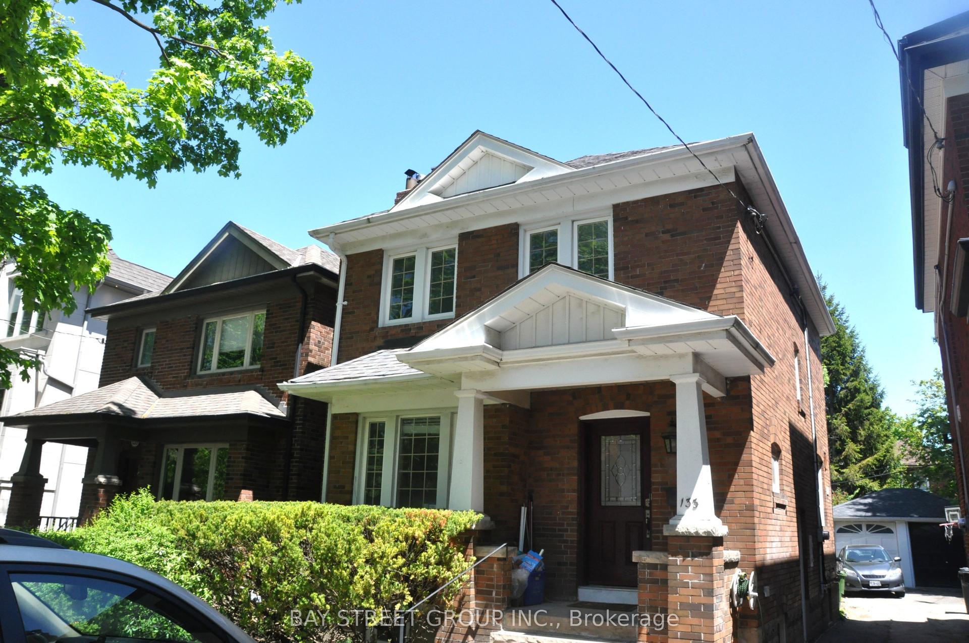 133 Heddington Avenue — photo 1