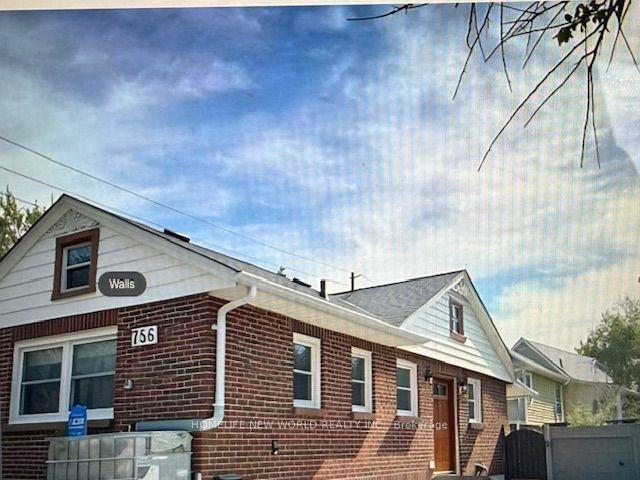 756 Cheapside Street — photo 1