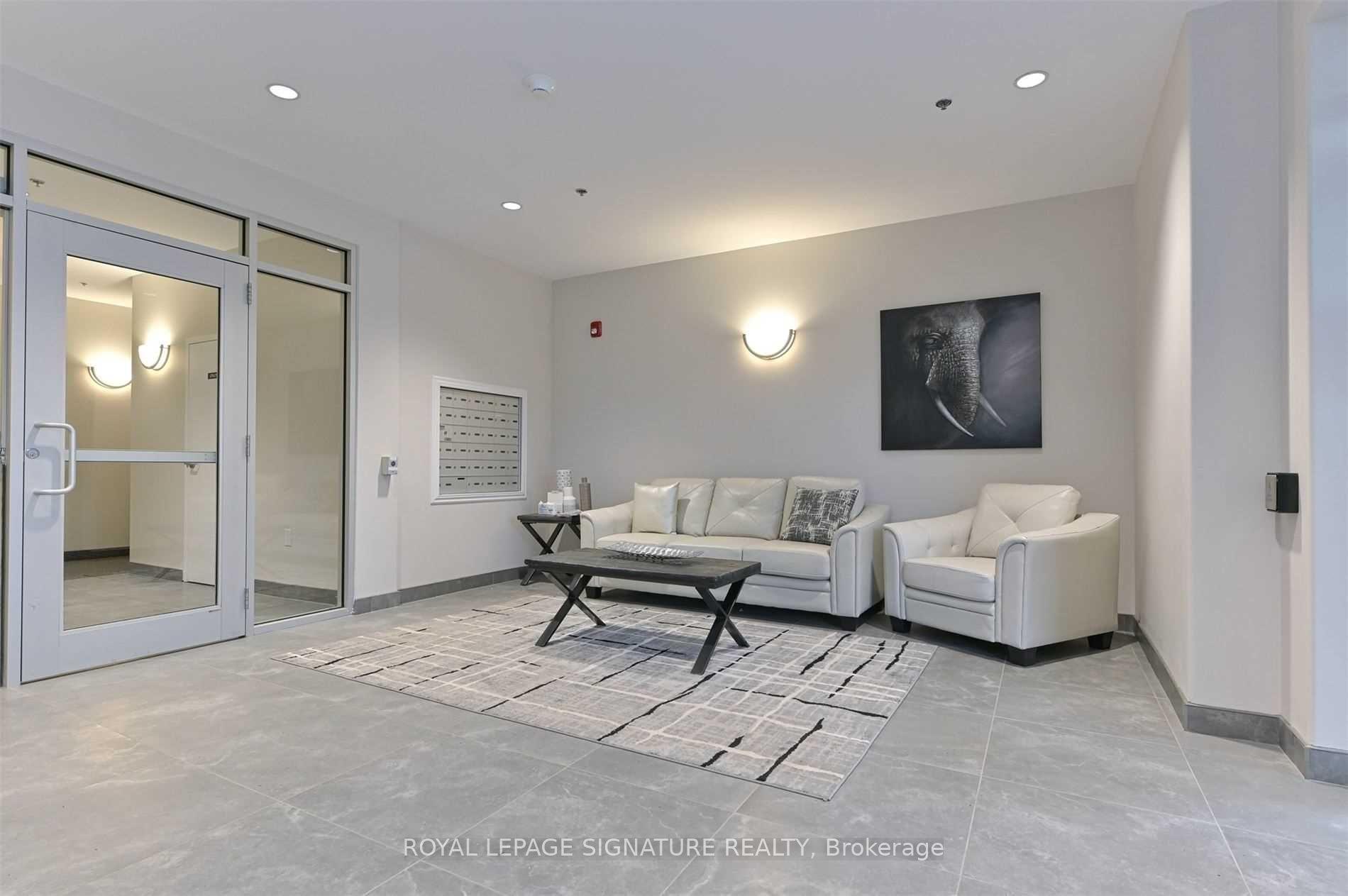 529 South Pelham Road 208 #208 — photo 1