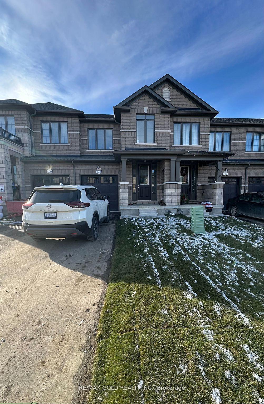 102 Corley Street — photo 1