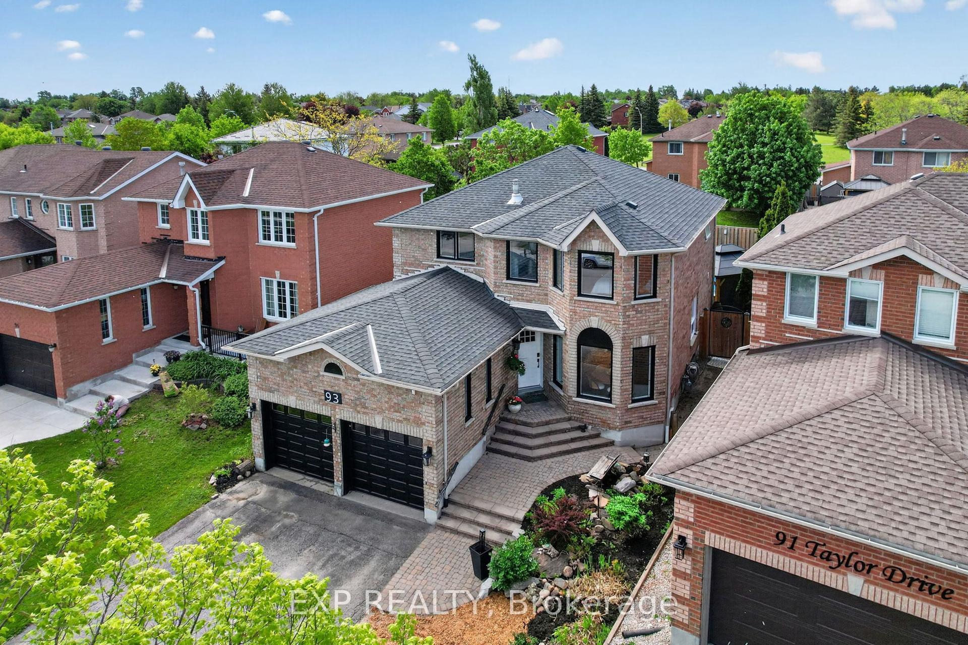 93 Taylor Drive, Barrie — Detached for sale, photo 1