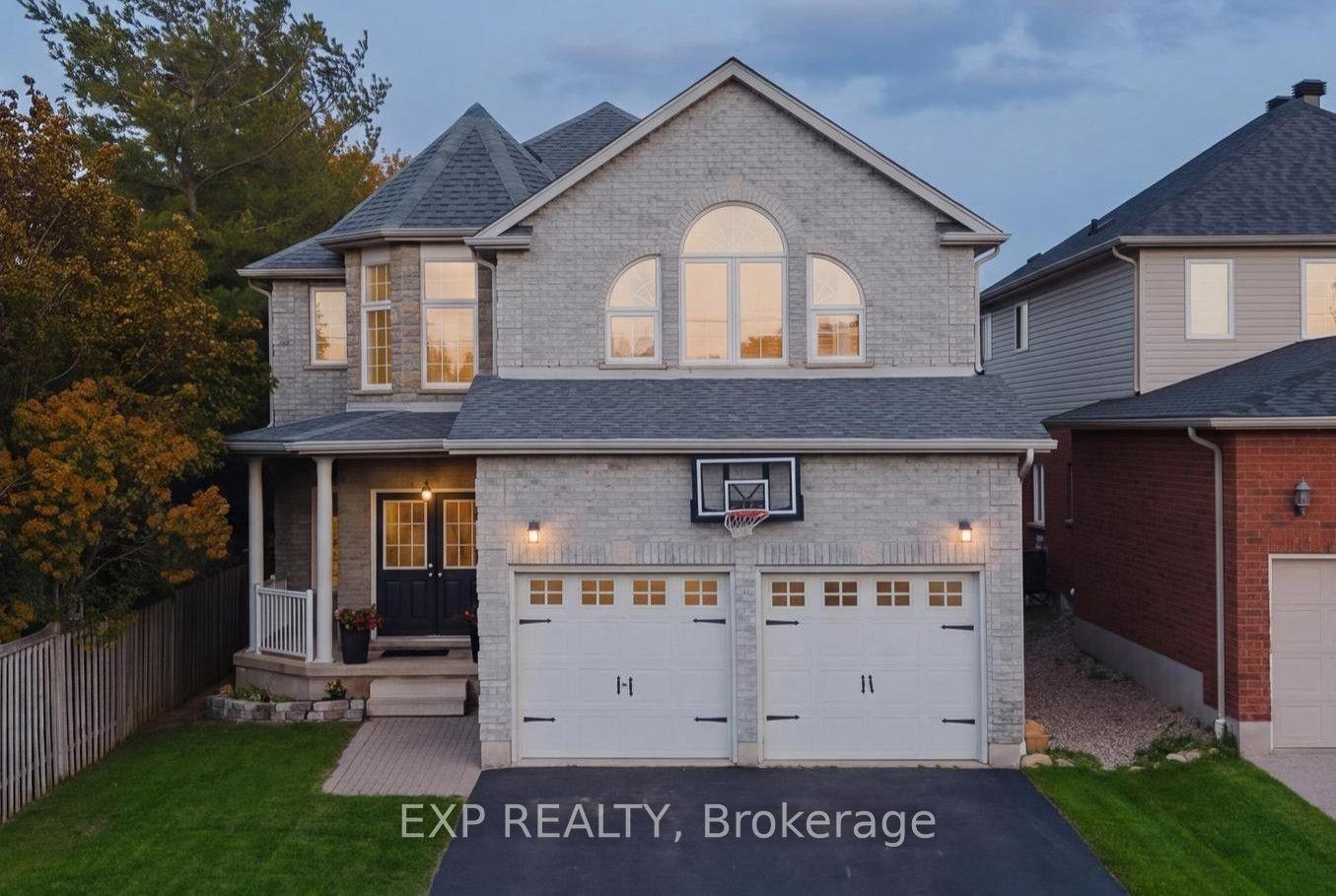 606 Doon Drive S — photo 1