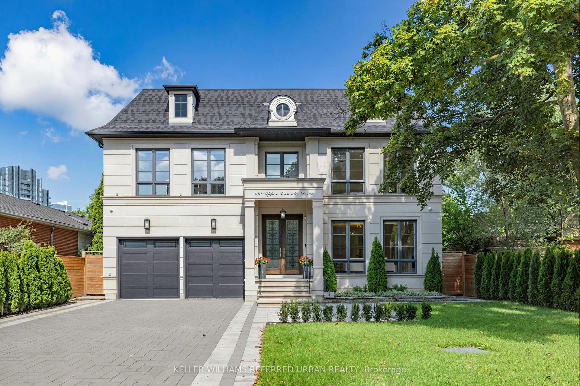130 Upper Canada Drive, Toronto — Detached for sale, photo 1