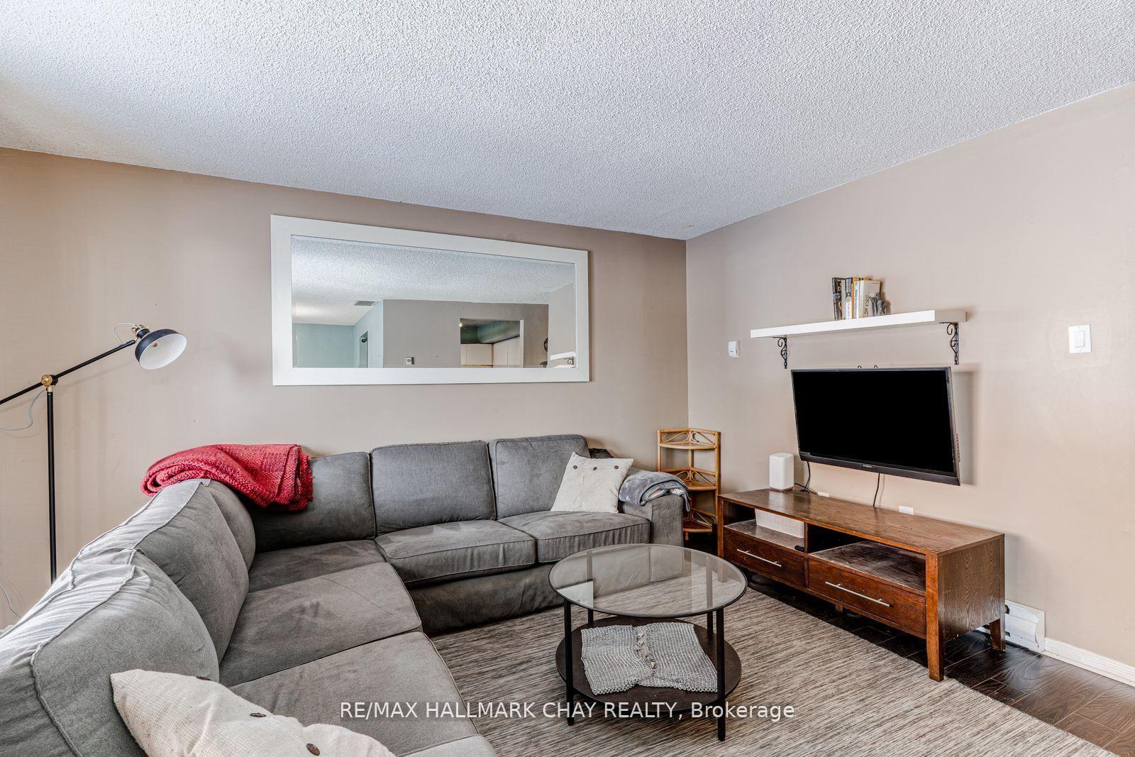 22 Meadow Lane 8 #8 — photo 1