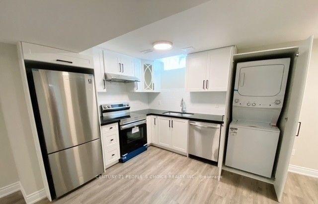 922 Silverthorn Mill Avenue — photo 1