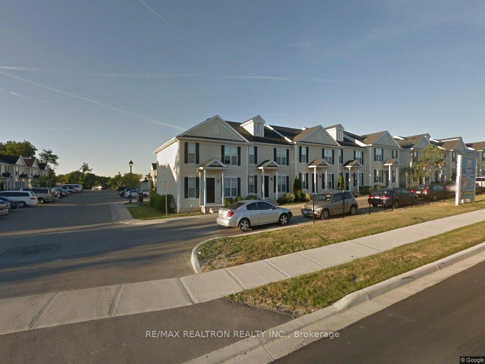 600 SARNIA Road 18 #18 — photo 1