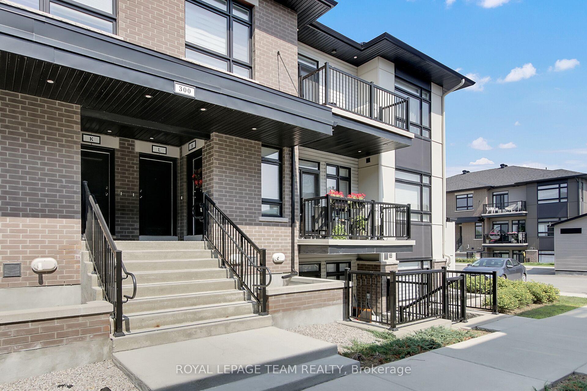 300 Tulum Crescent H #H — photo 1