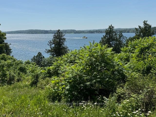 643 North Shore Road — photo 1