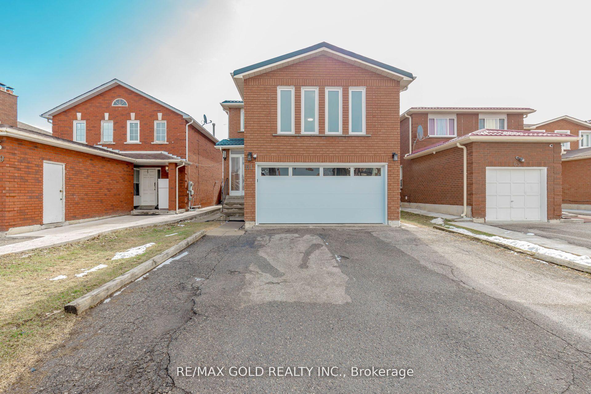 61 Kingknoll Drive — photo 1