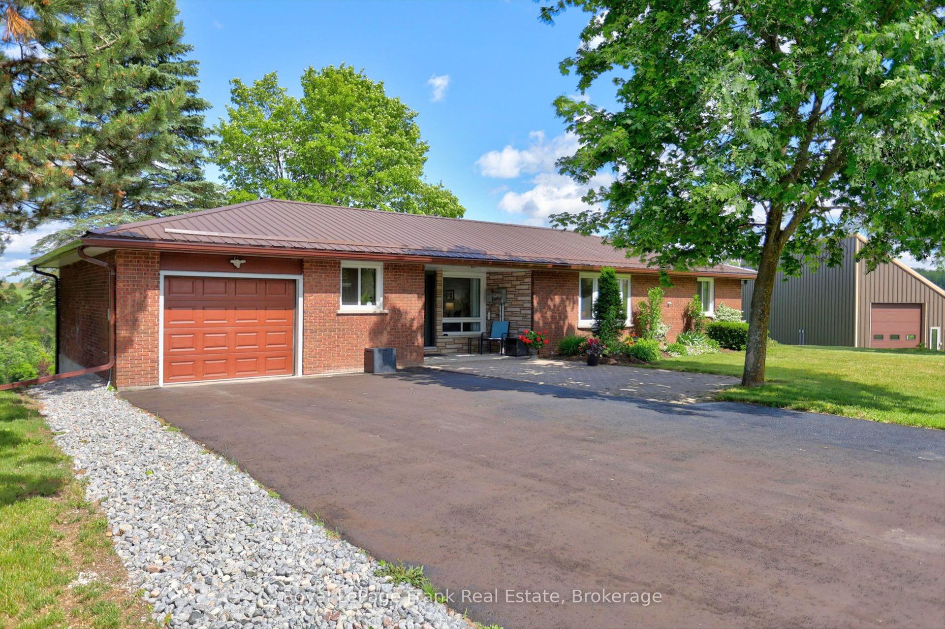 138 Emily Park Road, Kawartha Lakes — Detached for sale, photo 1