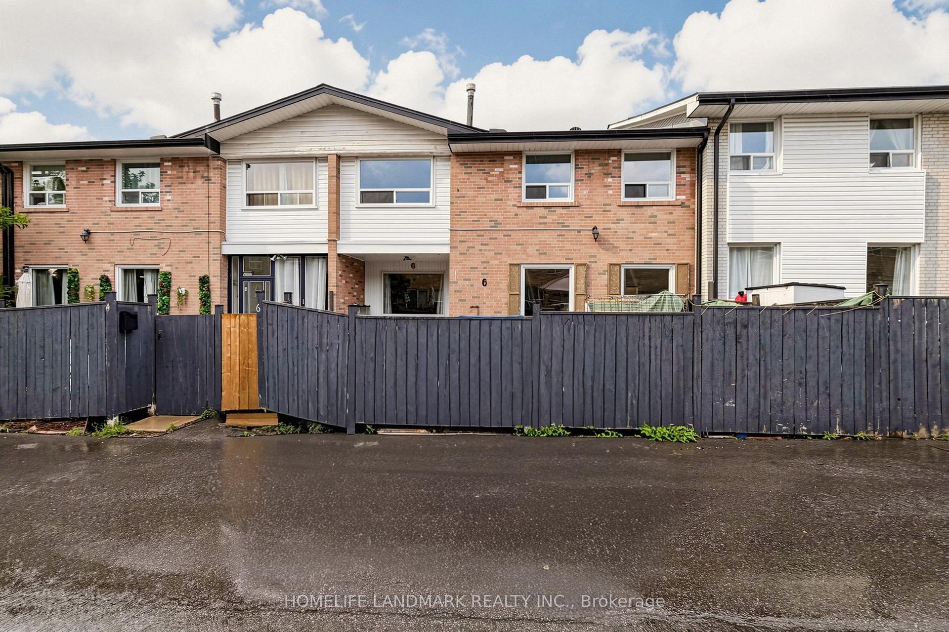 61 Ardglen Drive 6 #6, Brampton — Condo Town for sale, photo 1