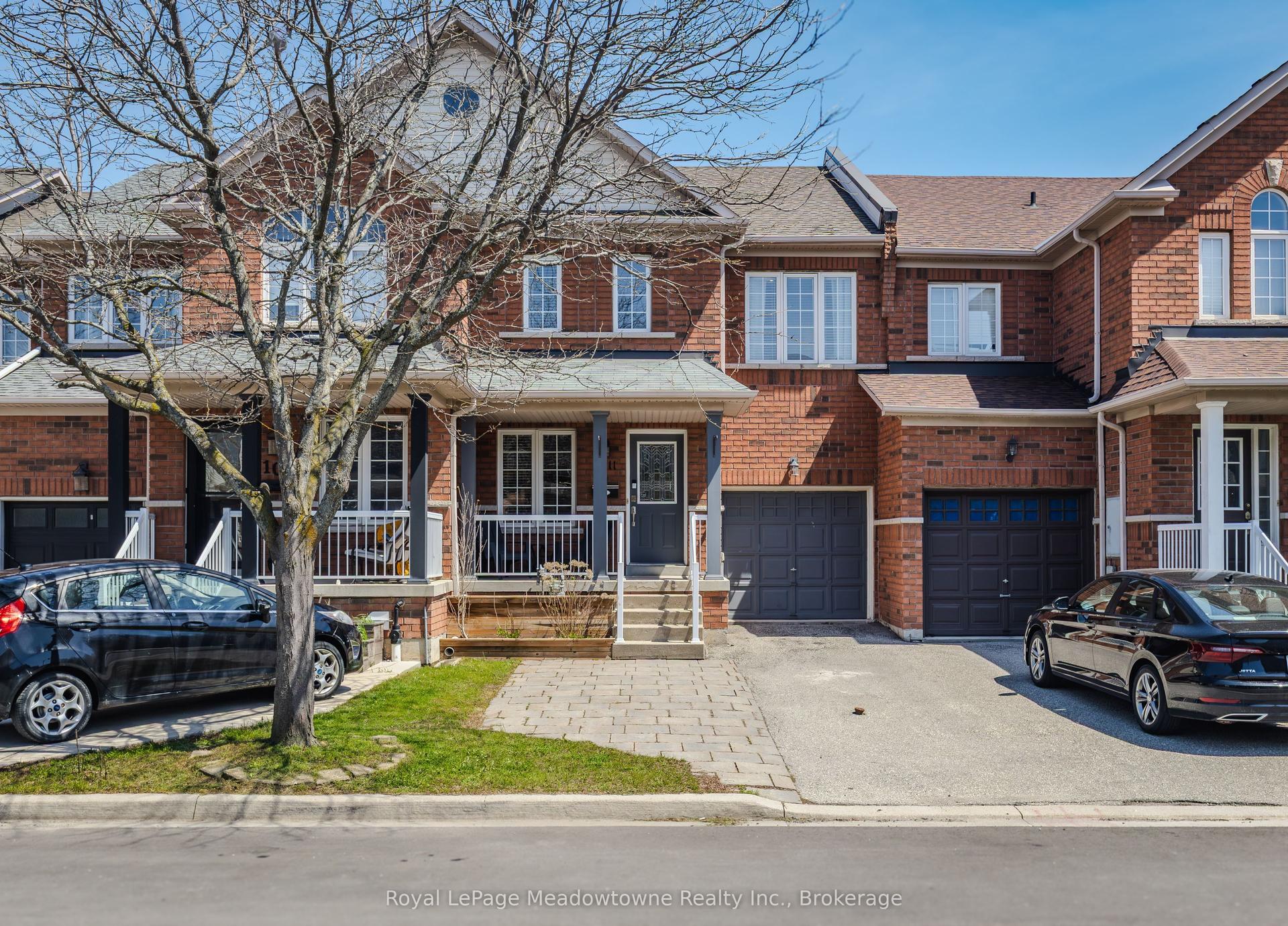 111 Waters Boulevard — photo 1