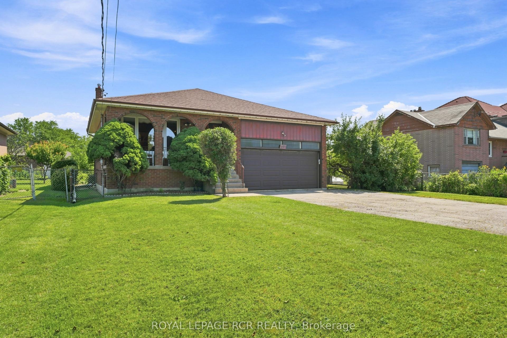 2795 Victoria Park Avenue, Toronto — Detached for sale, photo 1