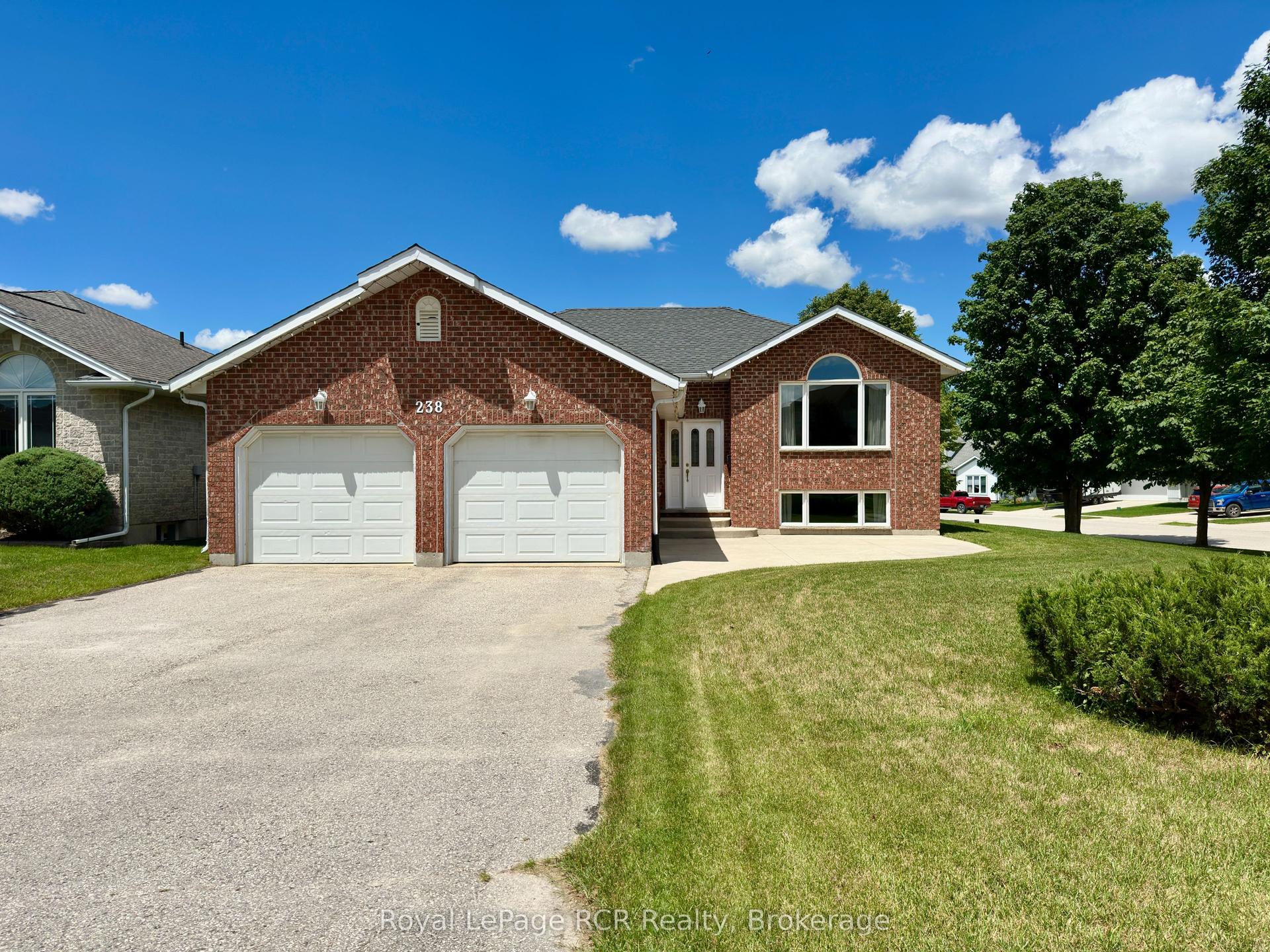 238 4th Street Crescent, Hanover — Detached for sale, photo 1