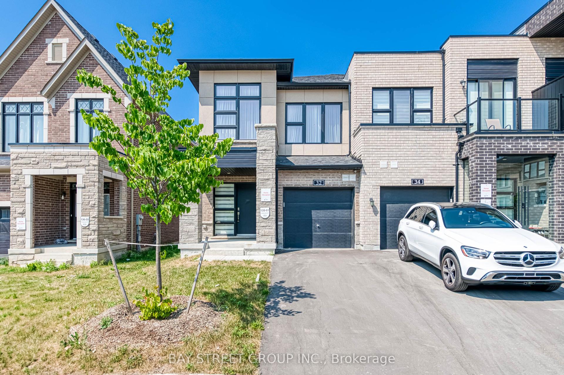 32 Jessica Antonella Street — photo 1
