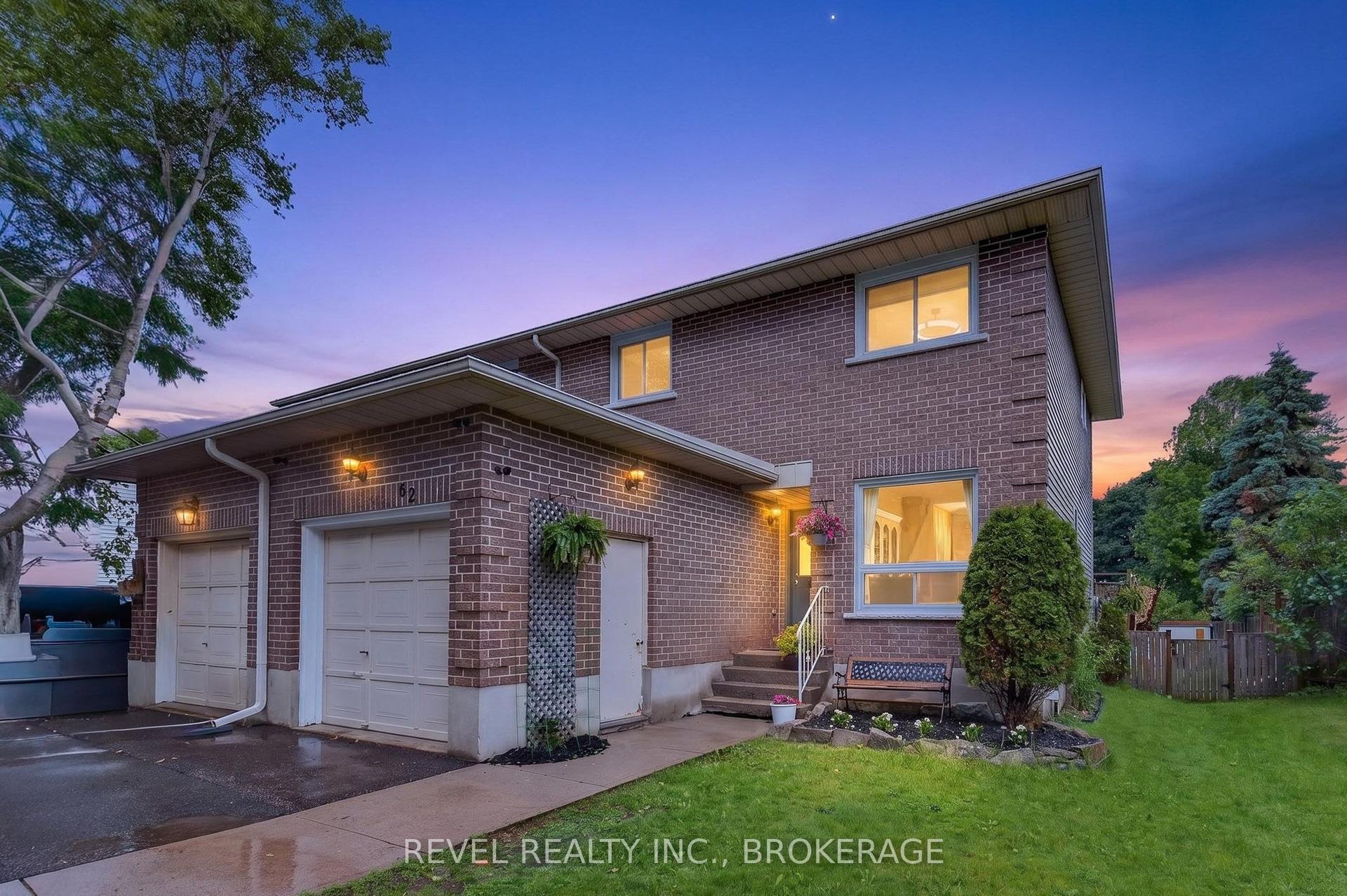 62 Barker Drive, Kingston — Semi-Detached for sale, photo 1