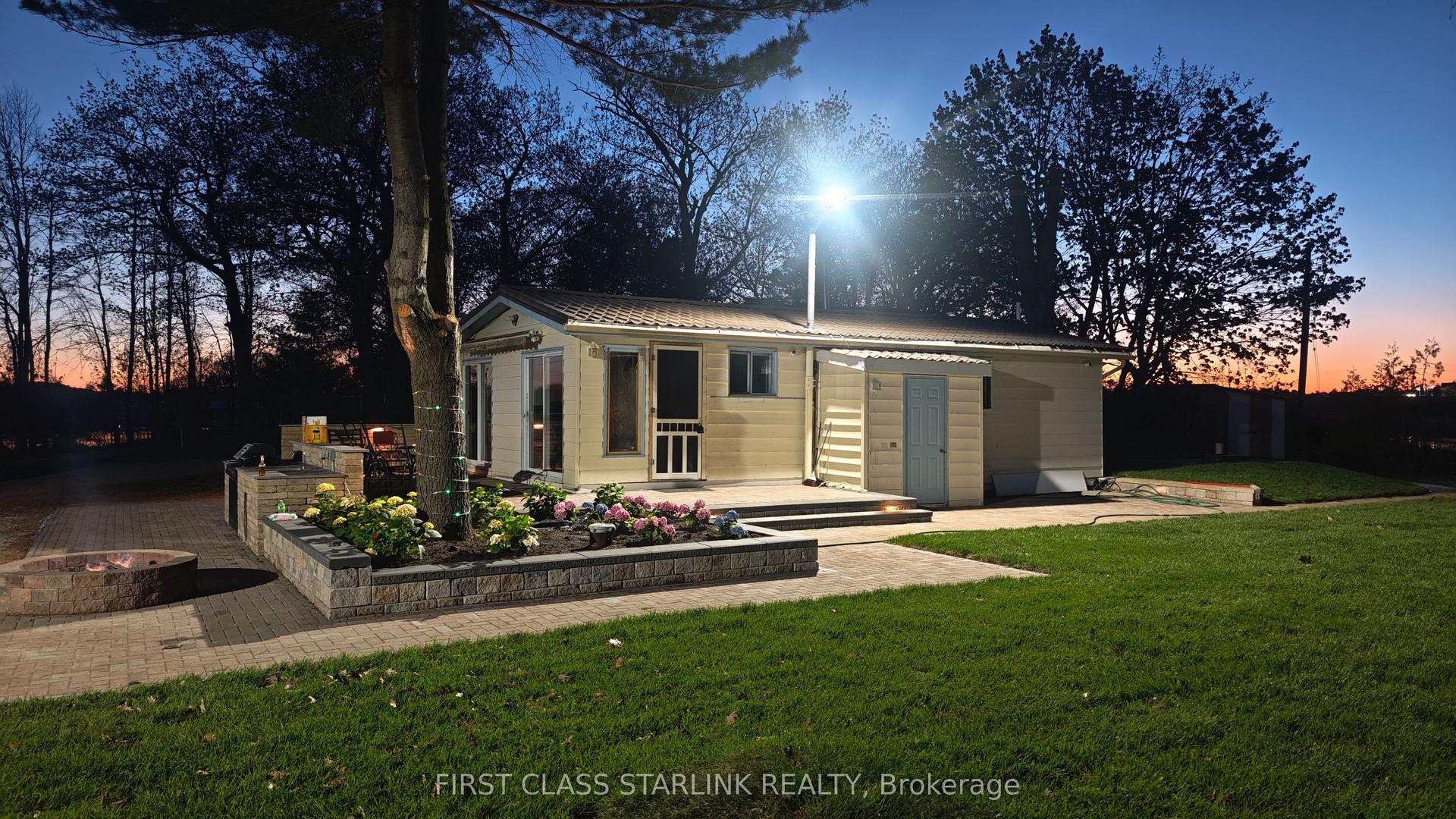 154 OAK BAY Road — photo 1