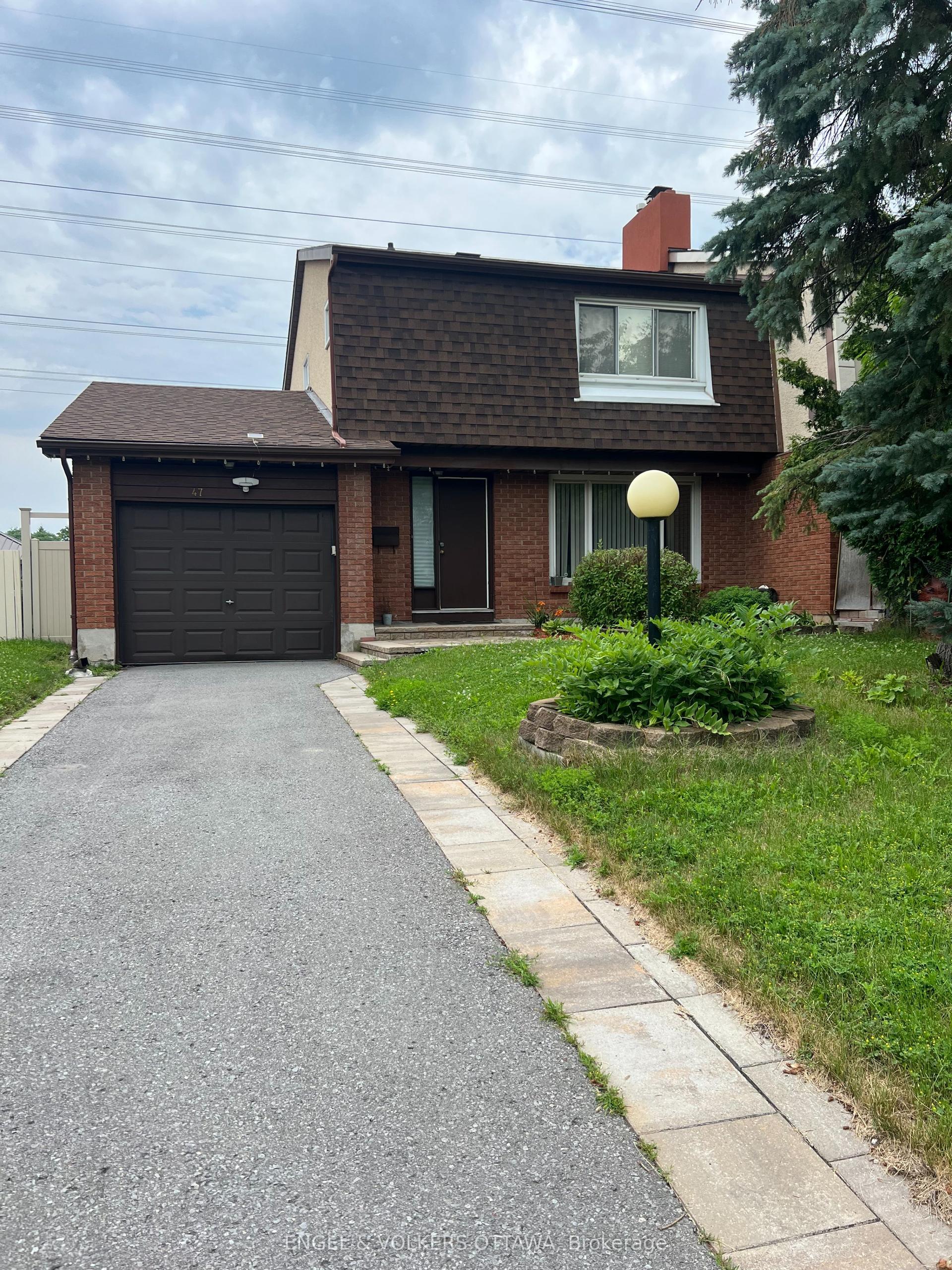 47 Benlea Drive, Tanglewood - Grenfell Glen - Pineglen — Semi-Detached for sale, photo 1
