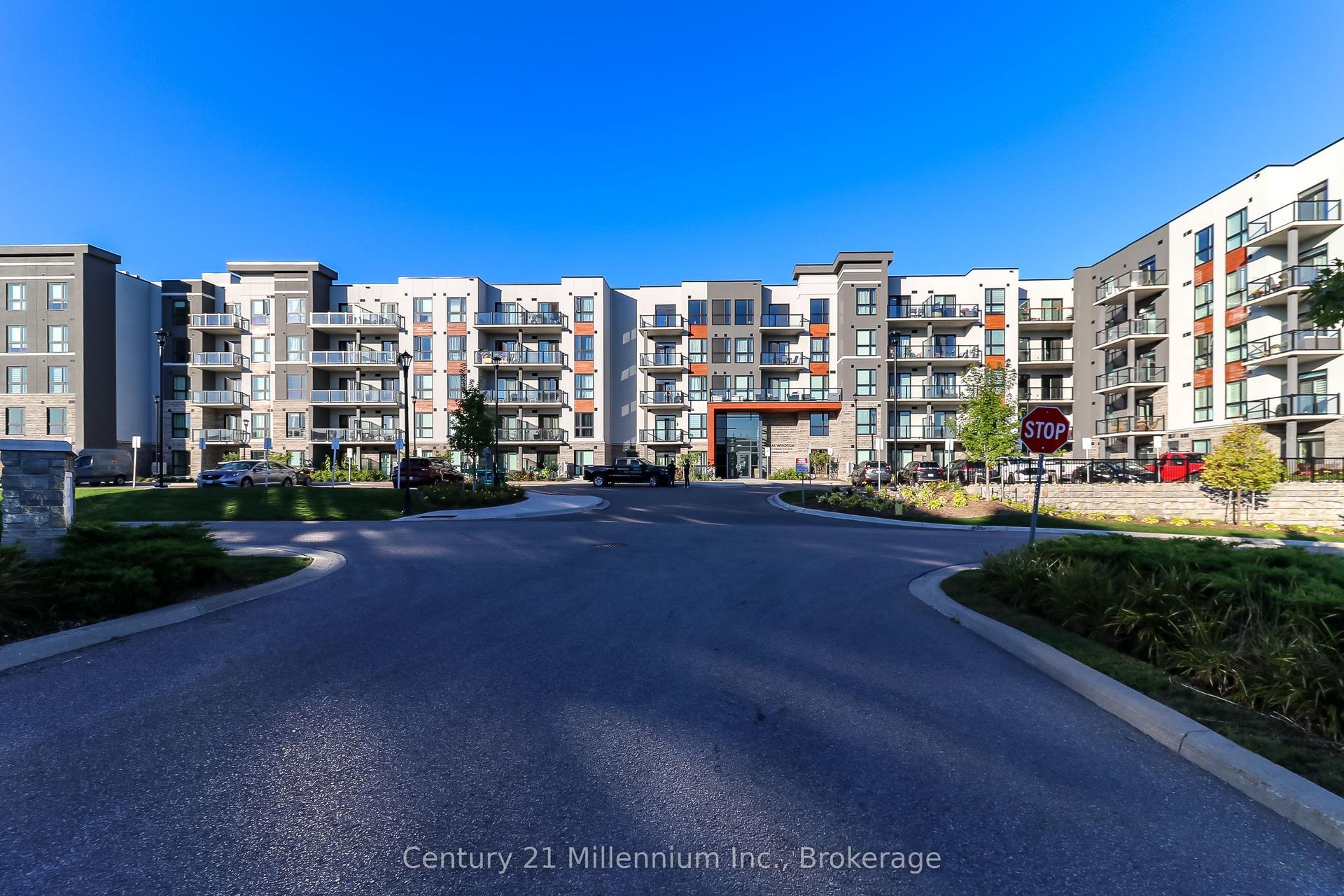 4 Kimberly Lane 306 #306, Collingwood — Condo for lease, photo 1