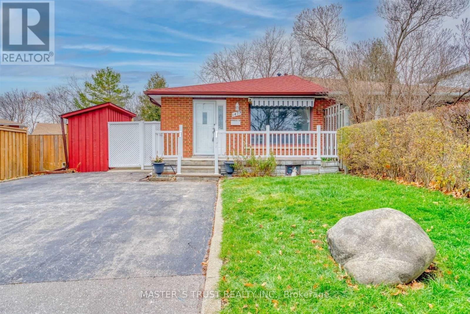 1473 Freeport Drive Main #Main, Mississauga — Semi-Detached for lease, photo 1
