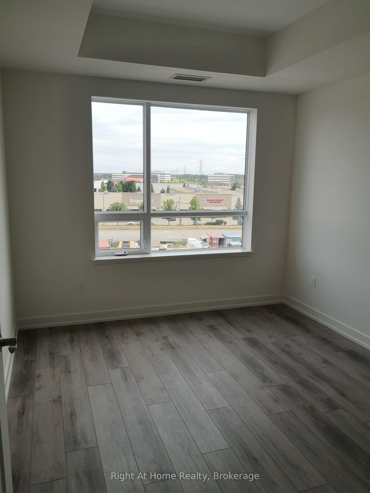 255 Northfield Drive E 410 #410 — photo 1
