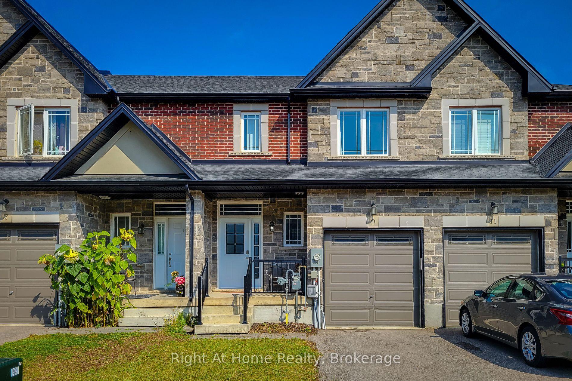 9 Callon Drive — photo 1