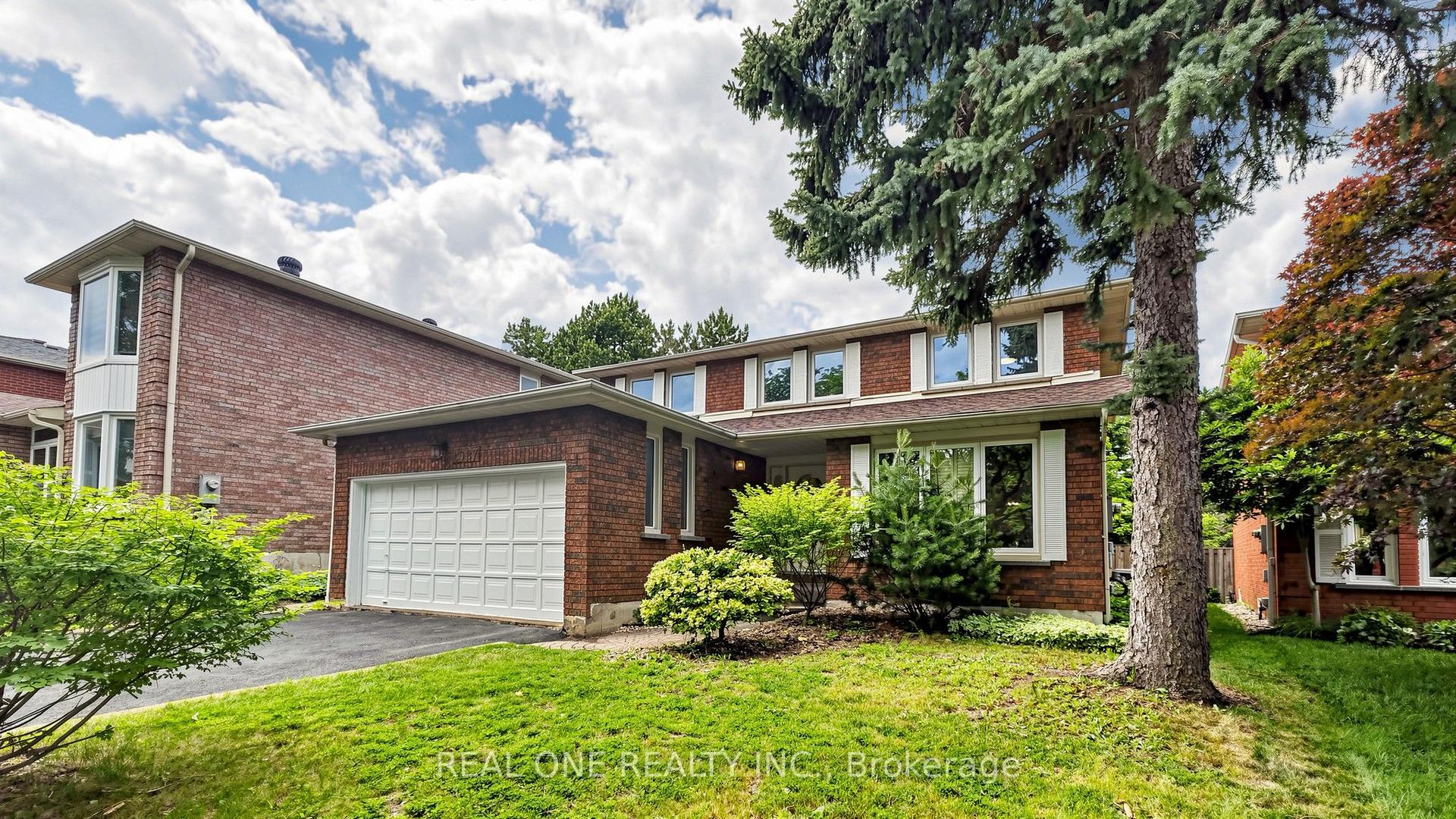 2027 Roy Ivor Crescent, Mississauga — Detached for sale, photo 1