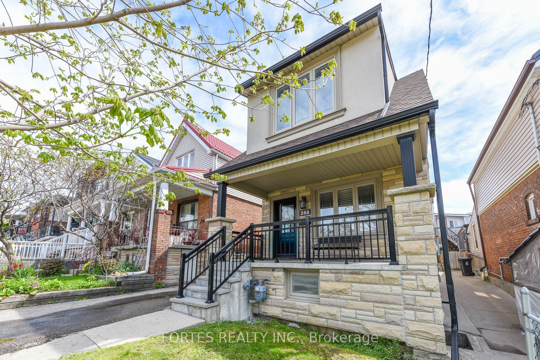 285 Gilbert Avenue — photo 1