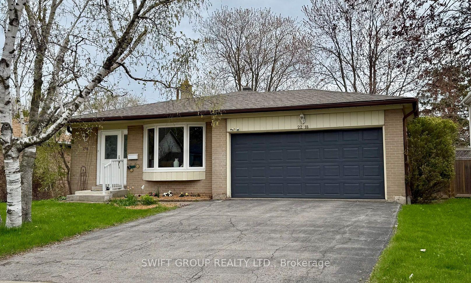 2218 Buttonbush Crescent — photo 1