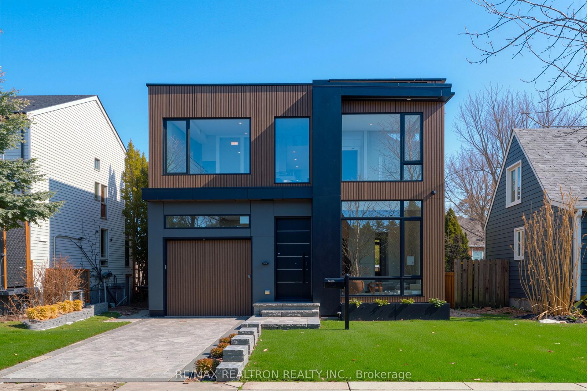 19 Topham Road — photo 1