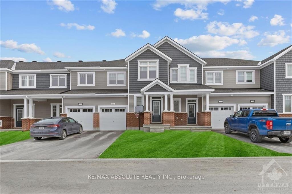 235 BILLRIAN Crescent, Stittsville - Munster - Richmond — Townhouse for sale, photo 1