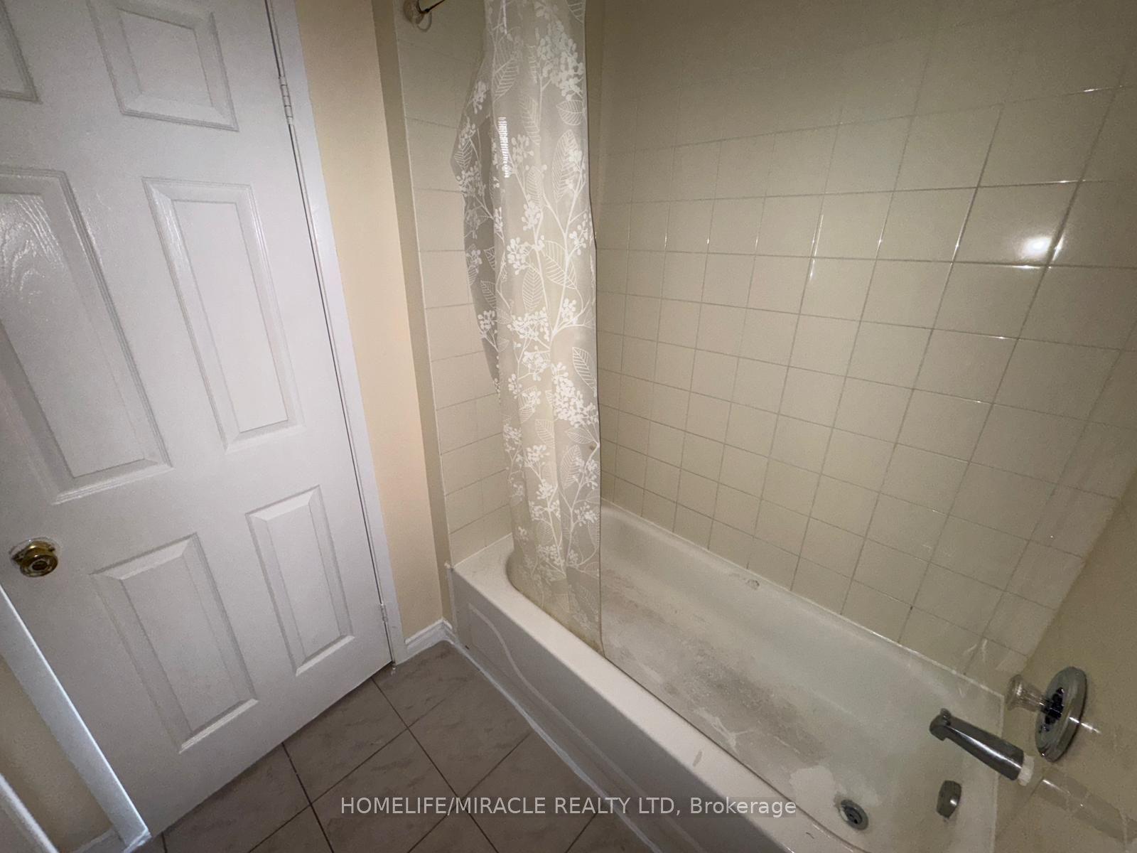 565 Kennedy Road 1 #1 — photo 1