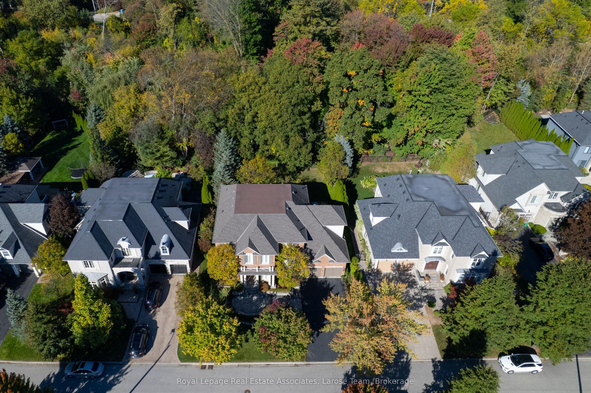 562 Gladwyne Court, Mississauga — Detached for sale, photo 1