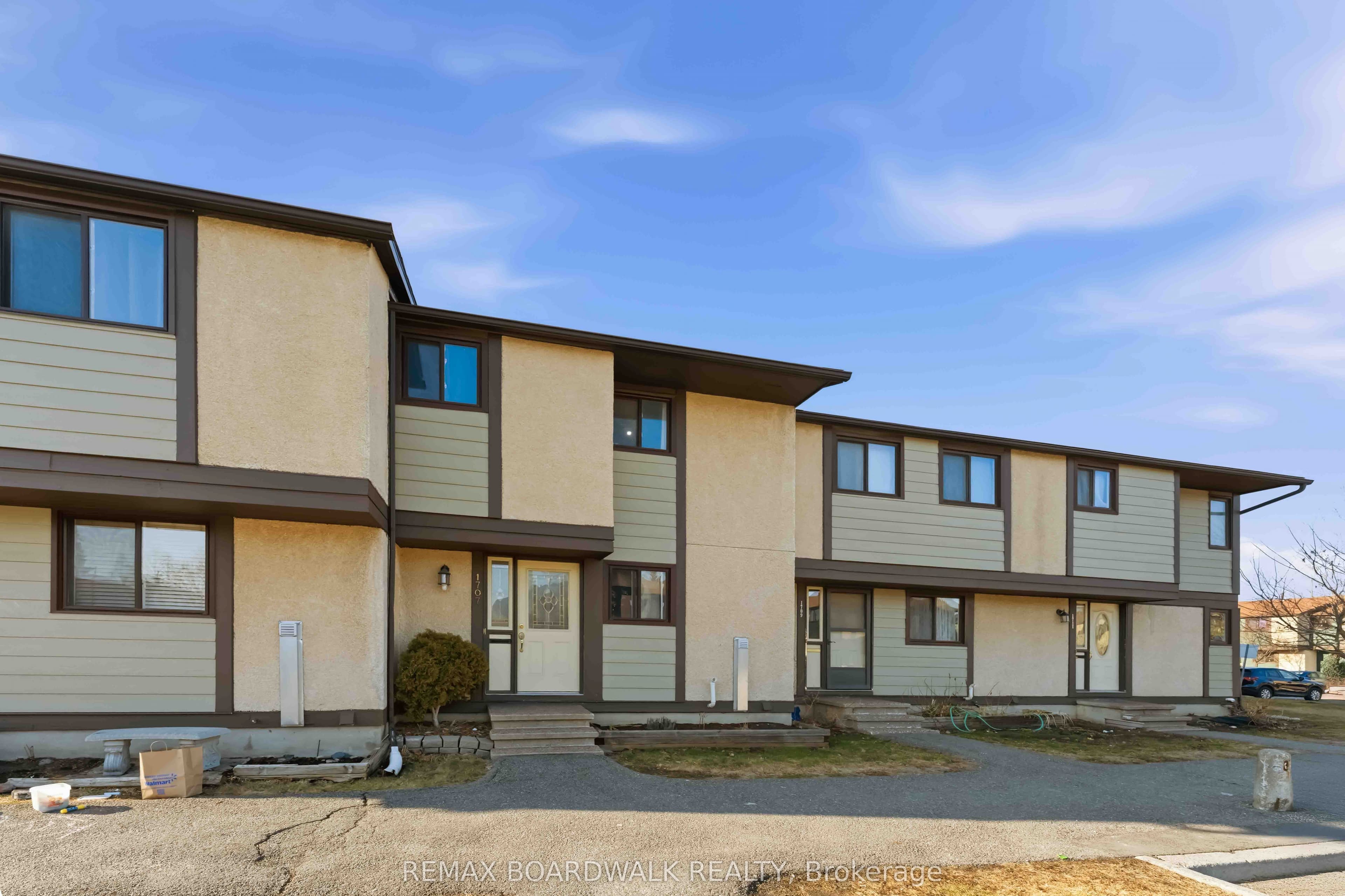 1707 Meadowbrook Road — photo 1