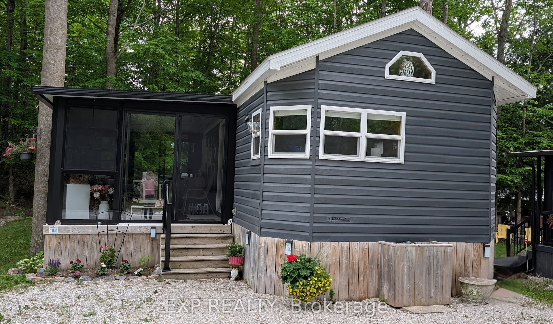 1082 Shamrock Marina Road — photo 1