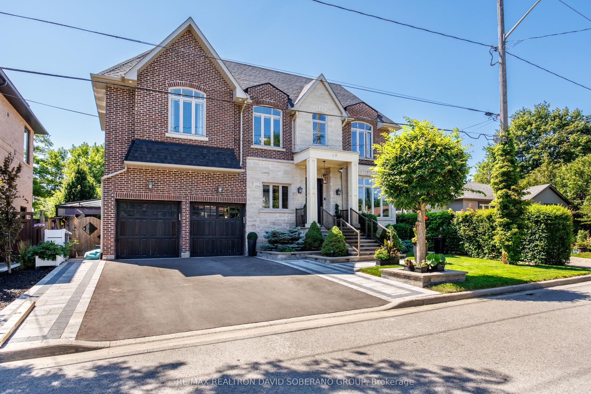 49 Verwood Avenue, Toronto — Detached for sale, photo 1
