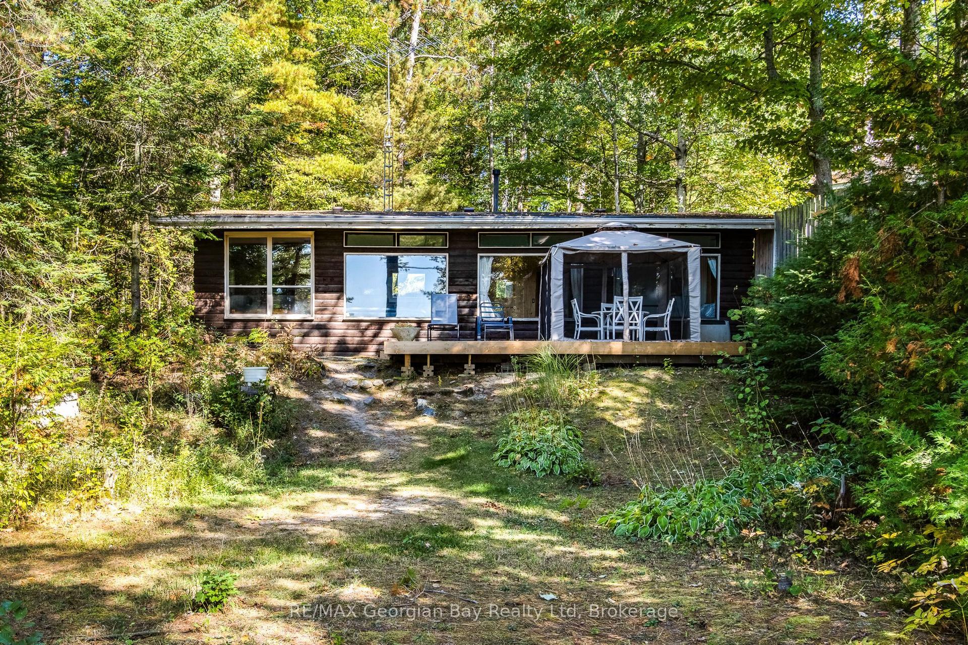 100 Nottawaga Drive, Tiny — Detached for sale, photo 1