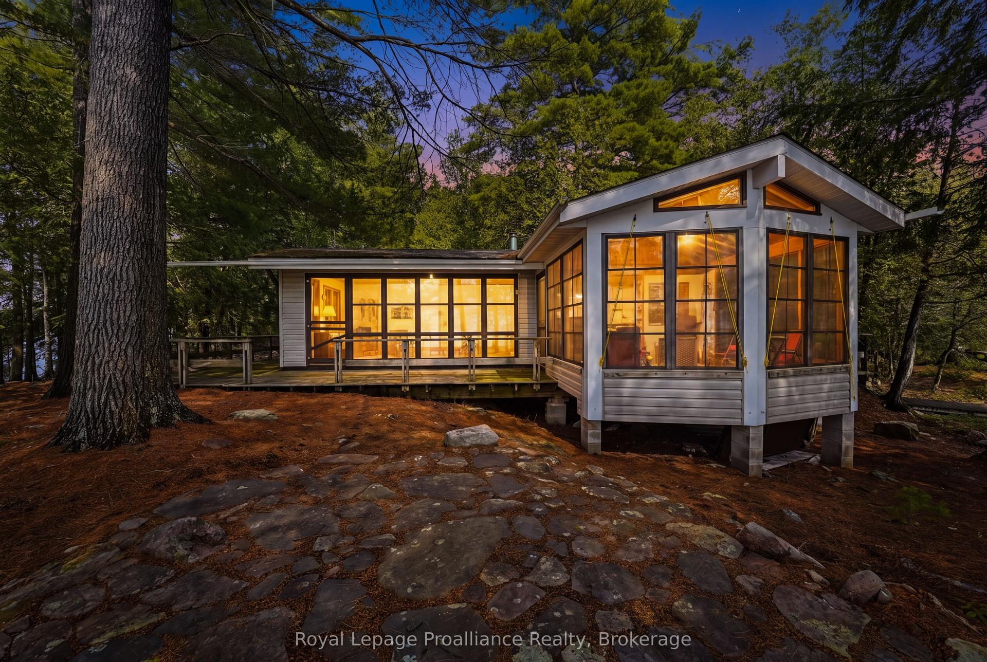 786 Mazinaw Lake N/A, Addington Highlands — Detached for sale, photo 1
