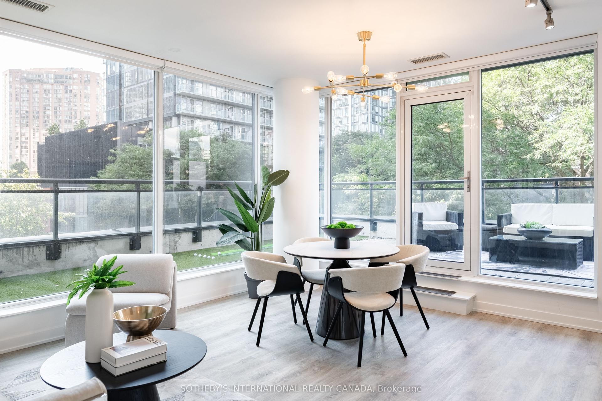 17 Dundonald Street 302 #302, Toronto — Condo for sale, photo 1